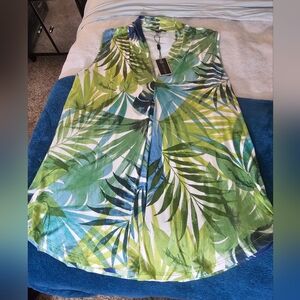 NWT Palm Leave Print Tank